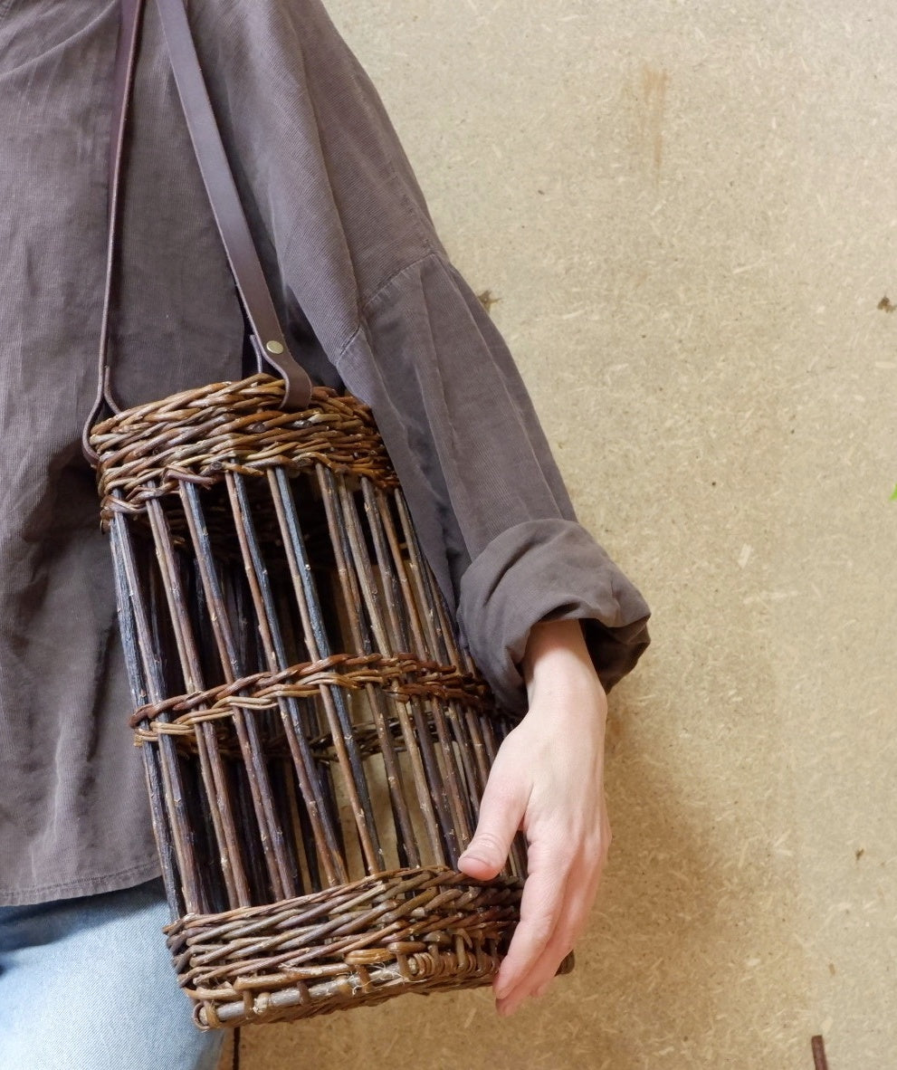 KURVVESKE FITCHA RØD AMERIKANER I