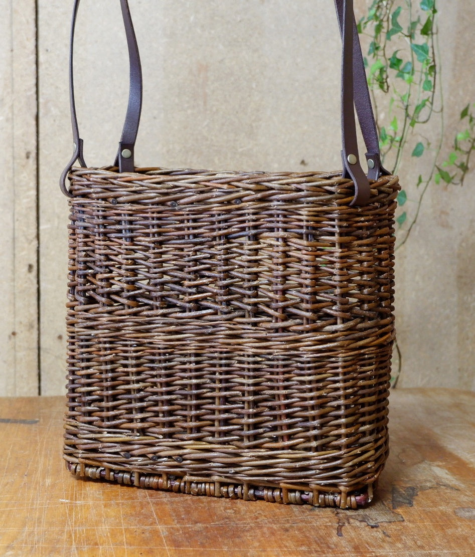 KURVVESKE RØD AMERIKANER II